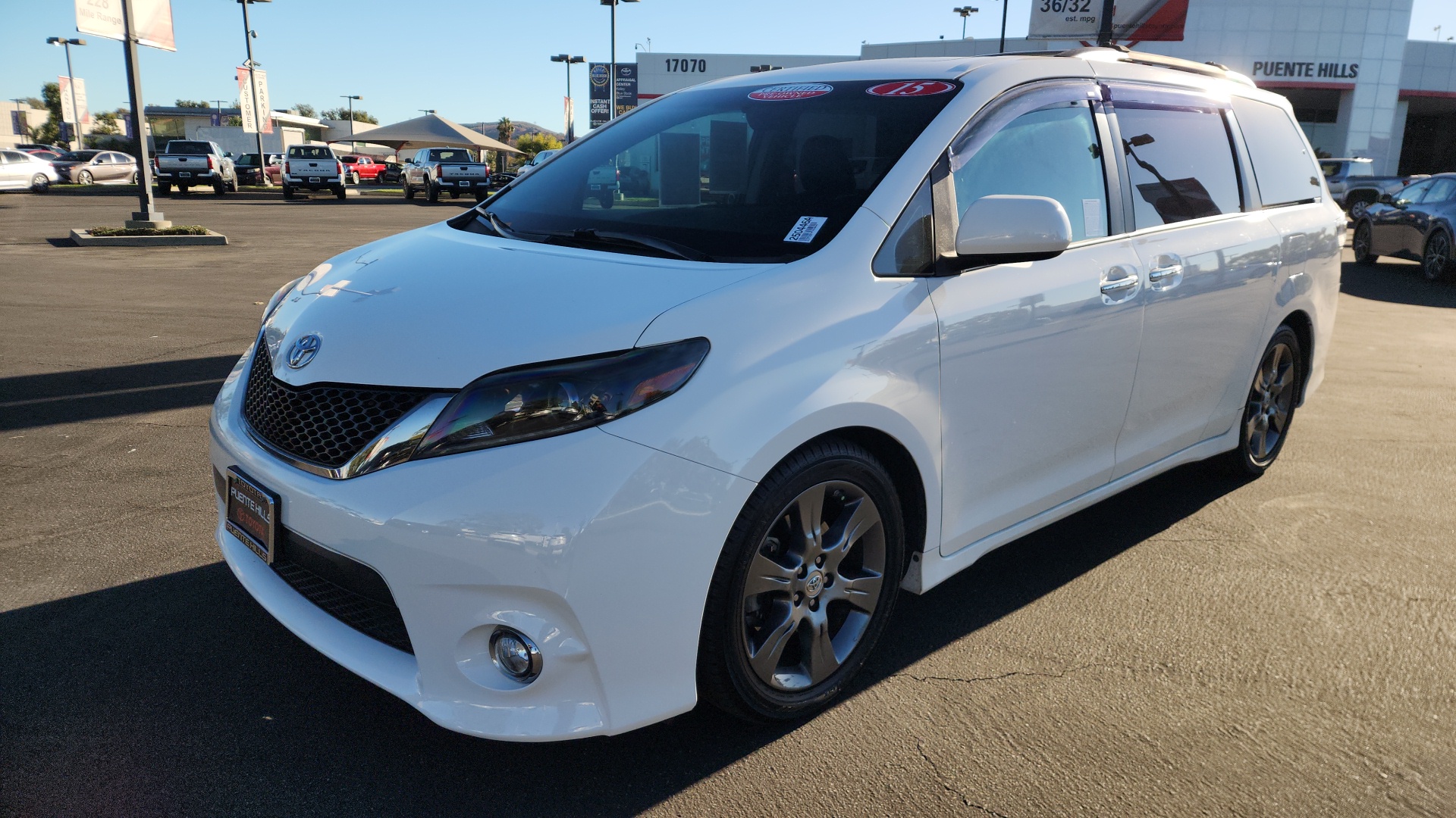 2015 Toyota Sienna SE Premium 7