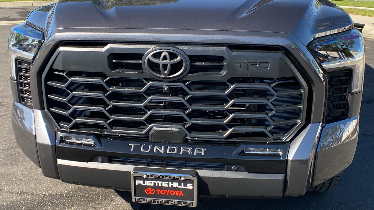 2025 TOYOTA Tundra Limited 33