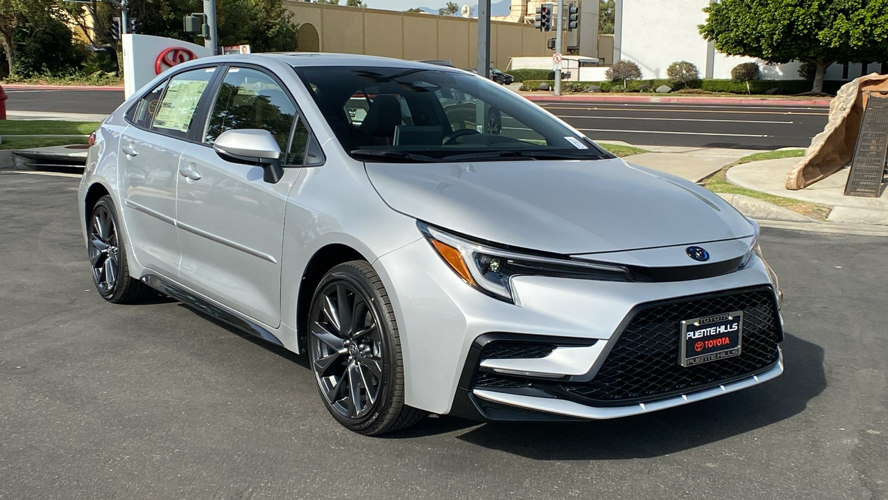 2025 TOYOTA Corolla Hybrid SE 1