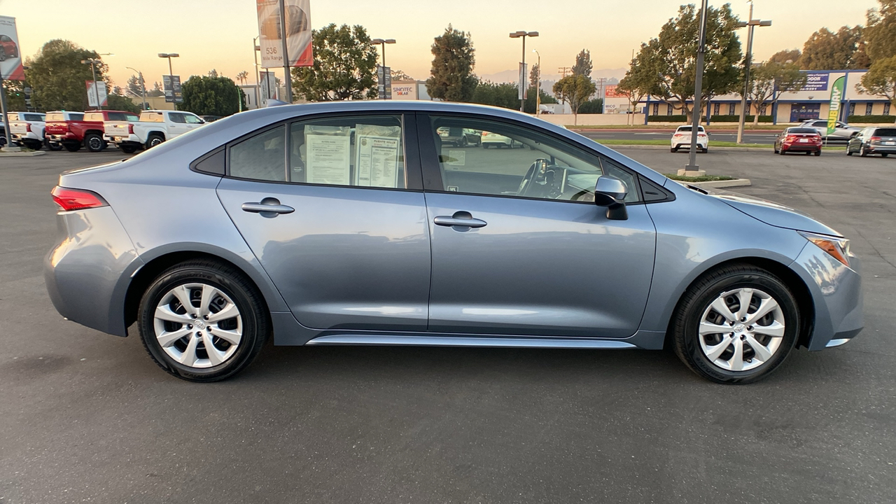 2021 Toyota Corolla LE 2