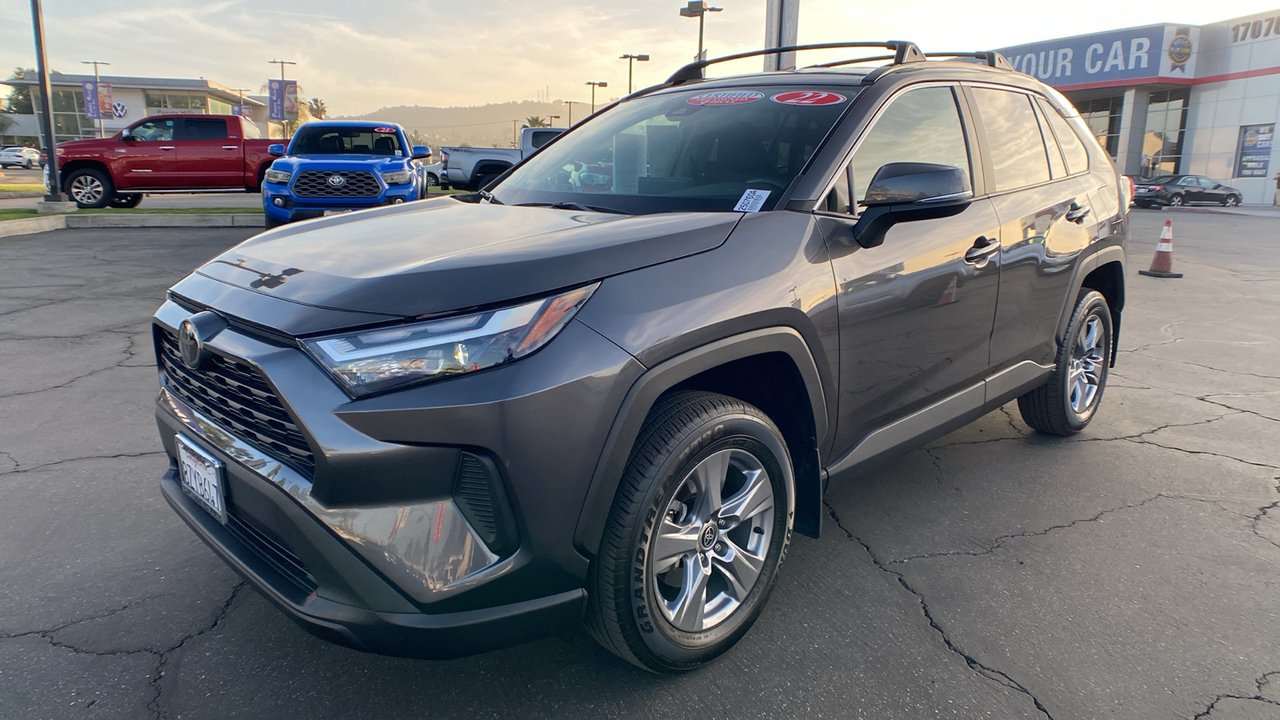 2022 Toyota RAV4 XLE 7