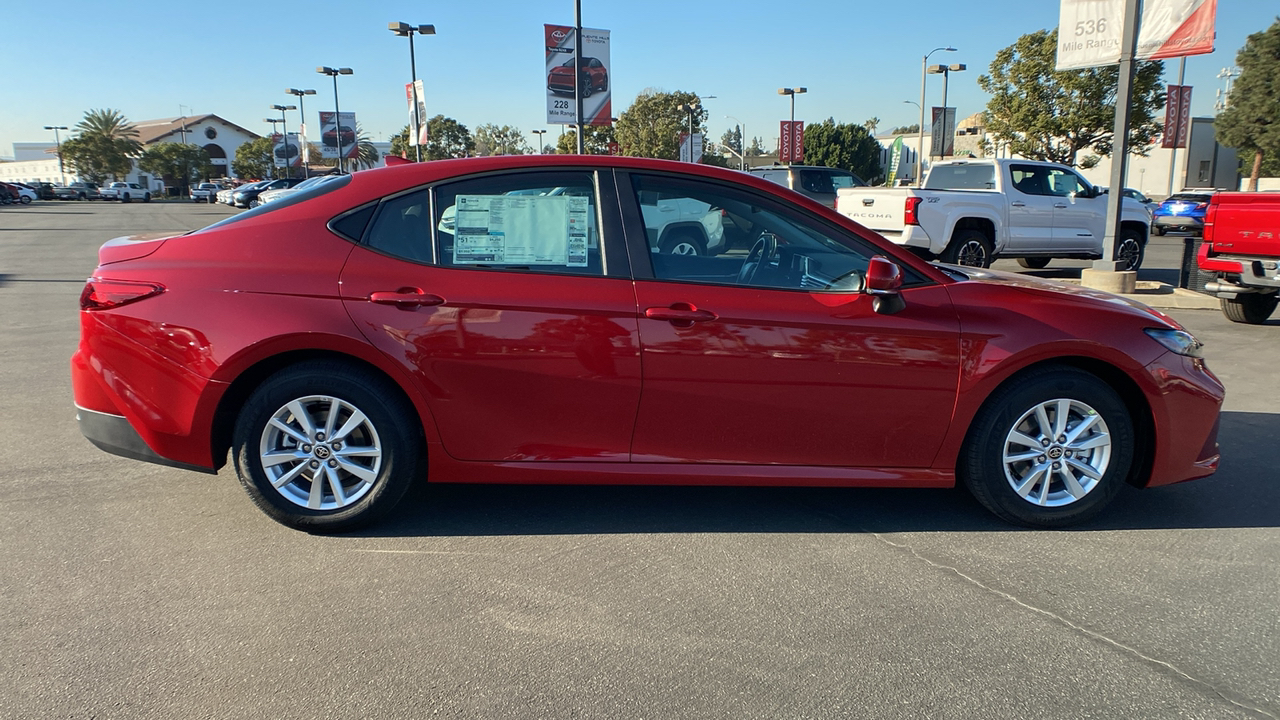 2025 TOYOTA Camry LE 2