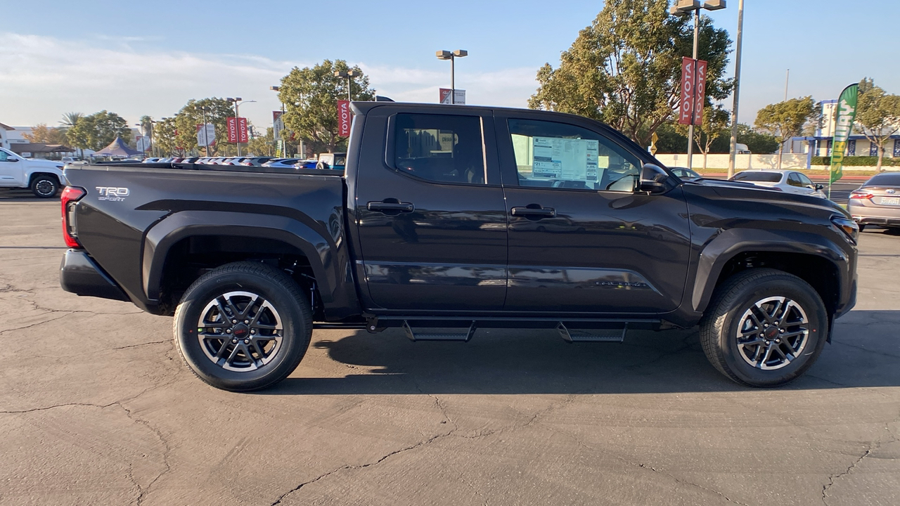 2025 TOYOTA Tacoma TRD Sport 2