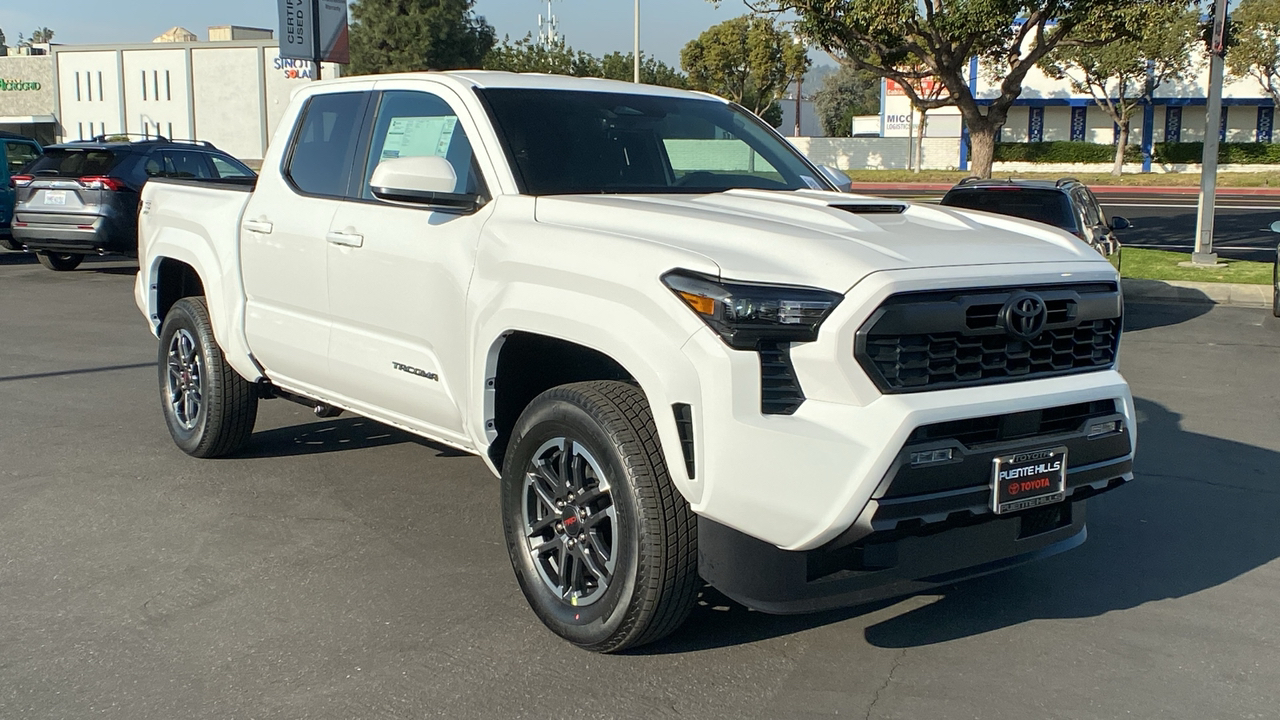 2025 TOYOTA Tacoma TRD Sport 1