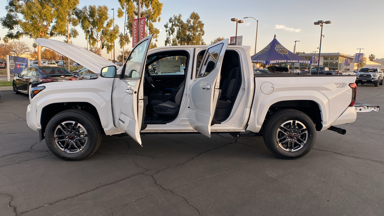 2025 TOYOTA Tacoma TRD Sport 11