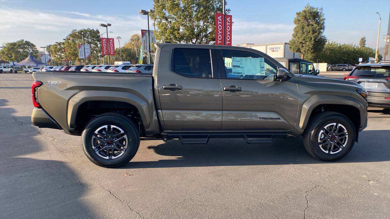 2025 TOYOTA Tacoma TRD Sport 2