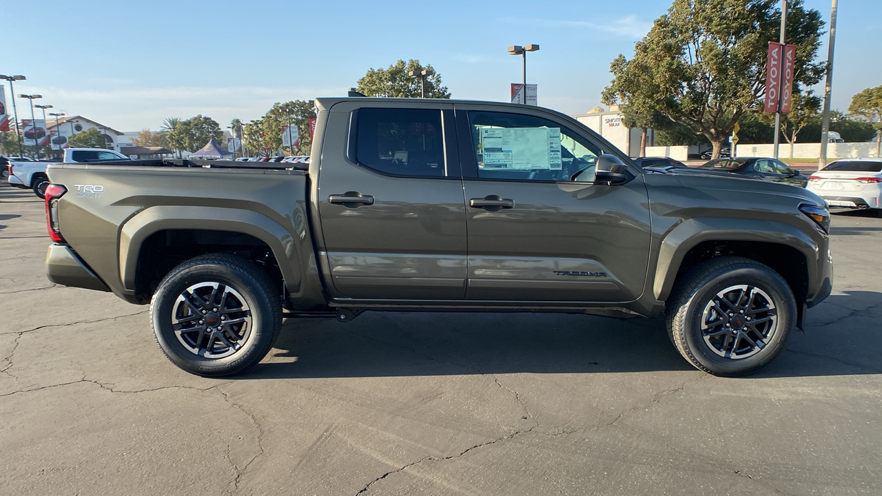 2025 TOYOTA Tacoma TRD Sport 2