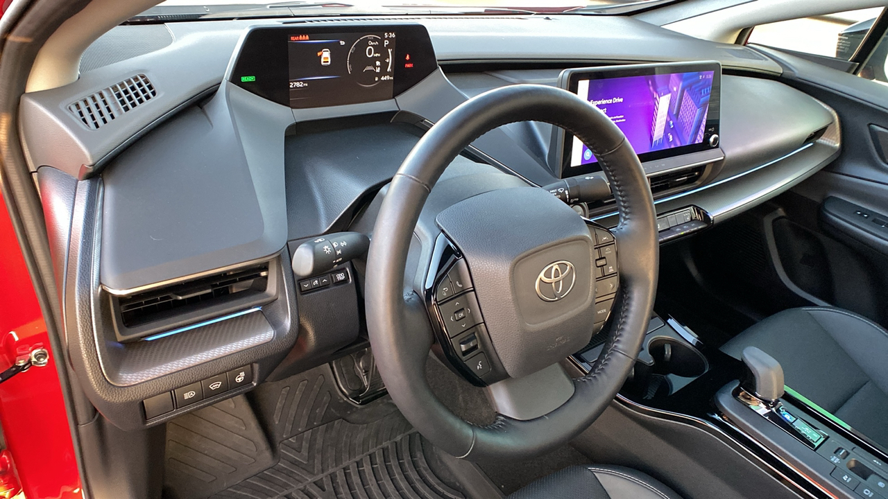 2024 Toyota Prius XLE 16