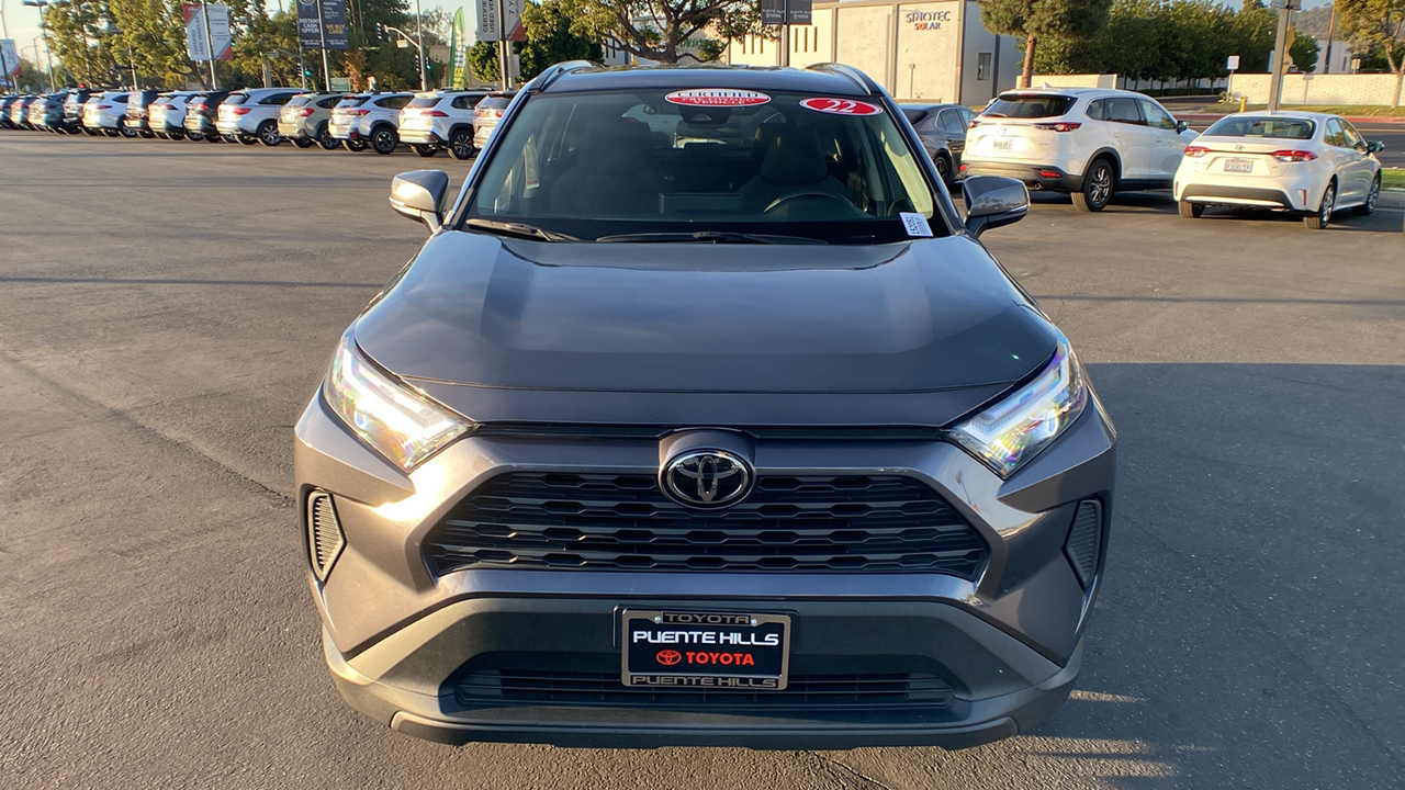 2022 Toyota RAV4 XLE 8