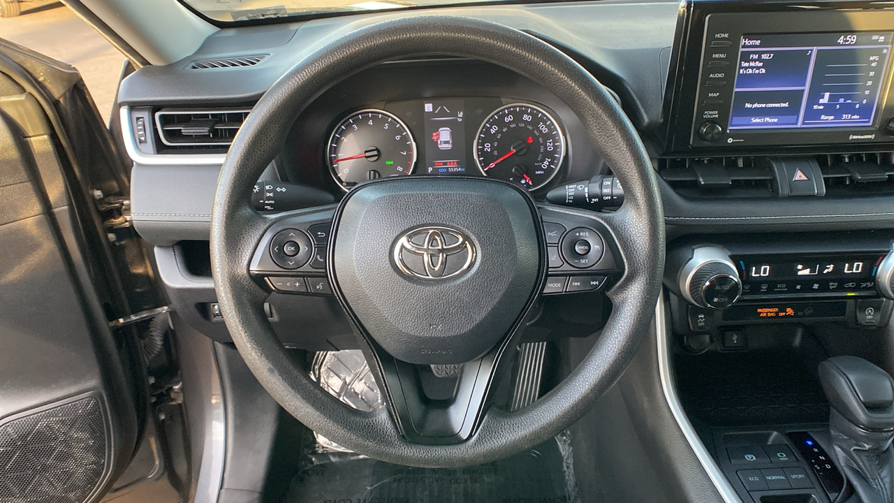 2022 Toyota RAV4 XLE 13