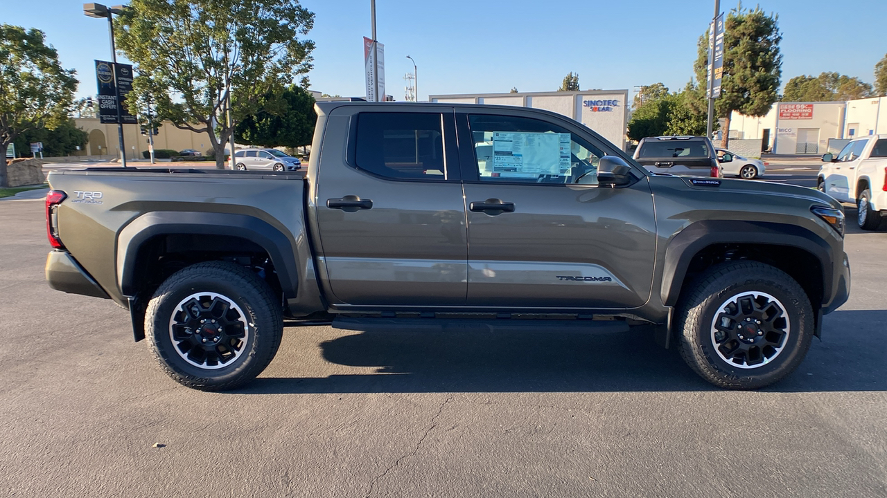 2024 TOYOTA Tacoma Hybrid Tacoma TRD Off-Road 2