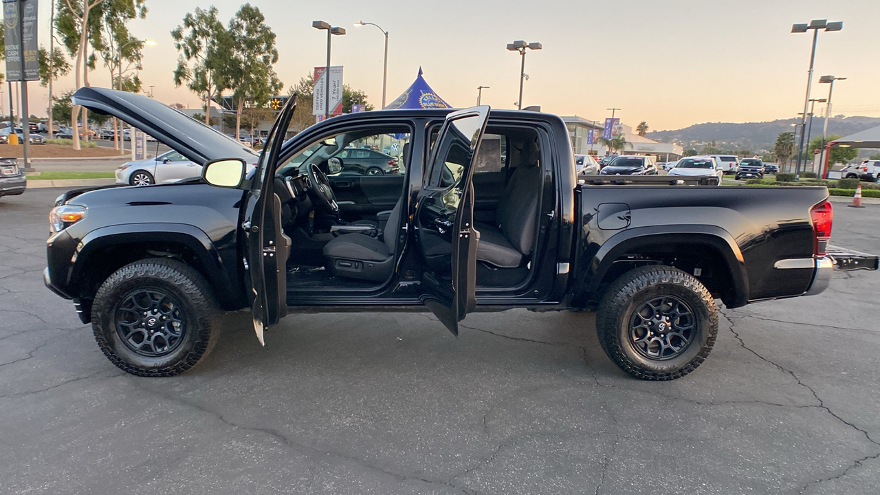 2022 Toyota Tacoma SR5 11