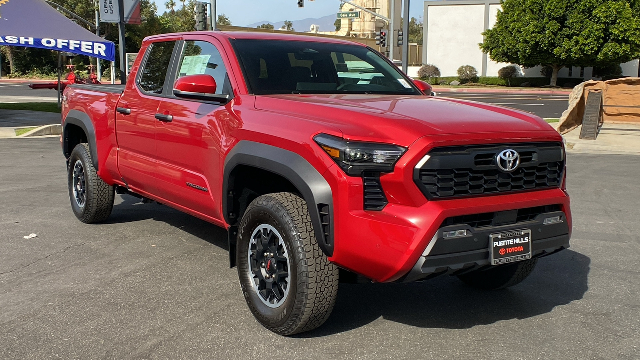 2024 TOYOTA Tacoma TRD Off-Road 1