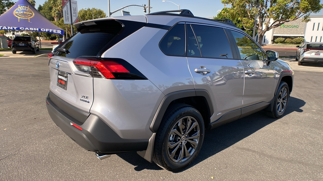 2024 TOYOTA RAV4 Hybrid XLE Premium 3