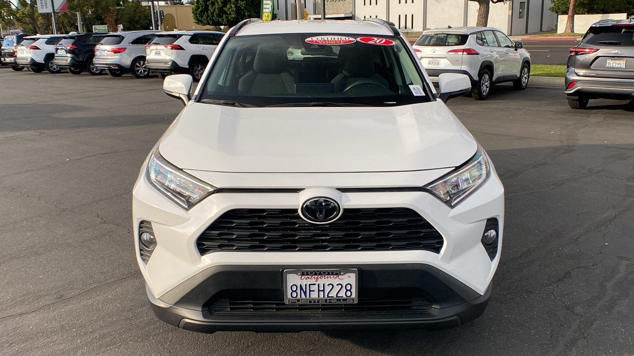 2020 Toyota RAV4 XLE 8