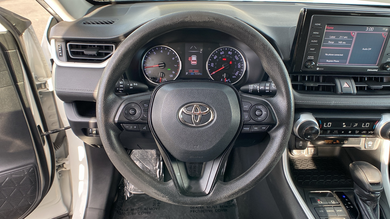 2020 Toyota RAV4 XLE 13