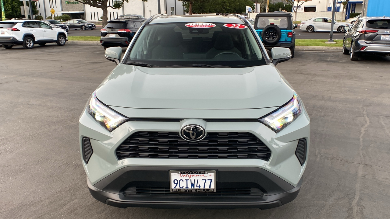 2022 Toyota RAV4 XLE 8