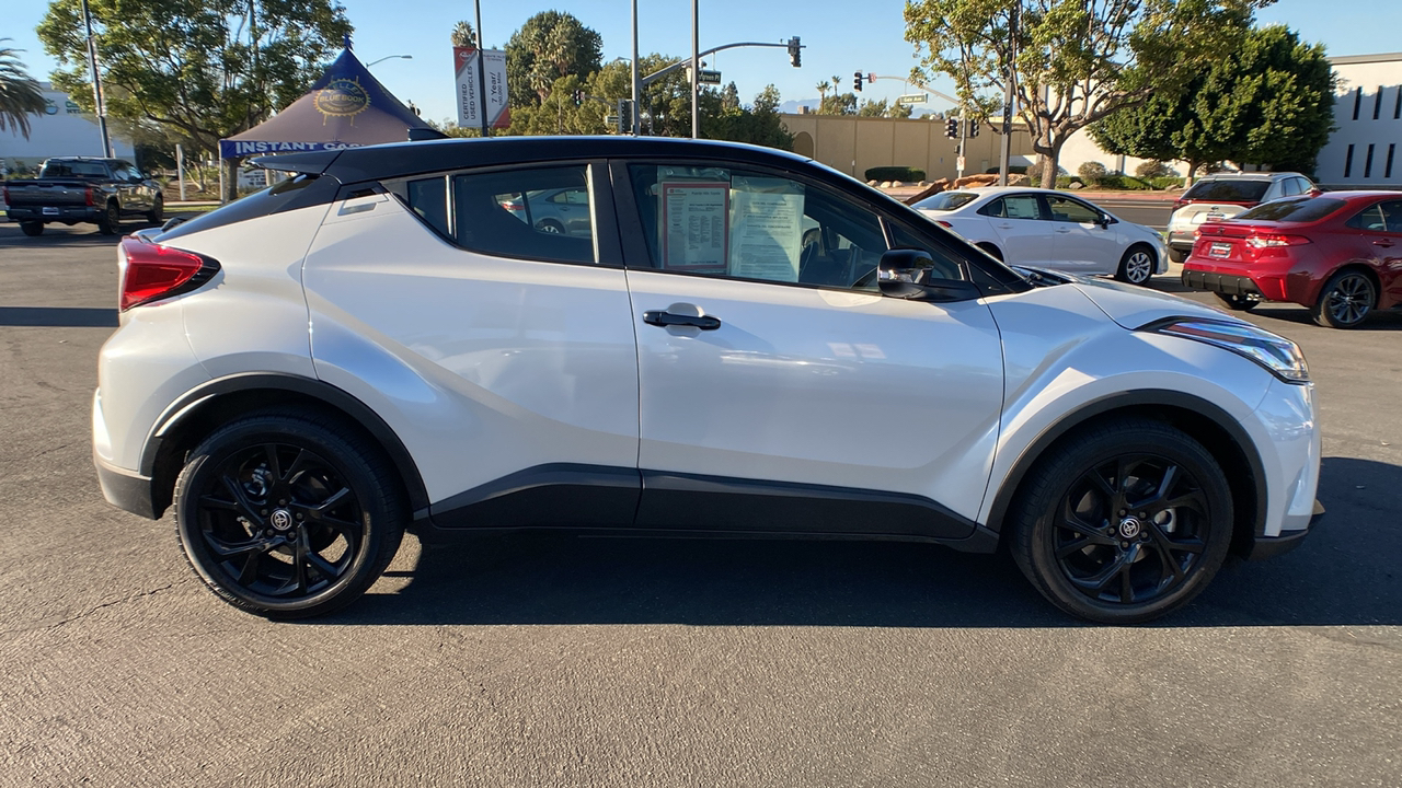 2022 Toyota C-HR Nightshade 2