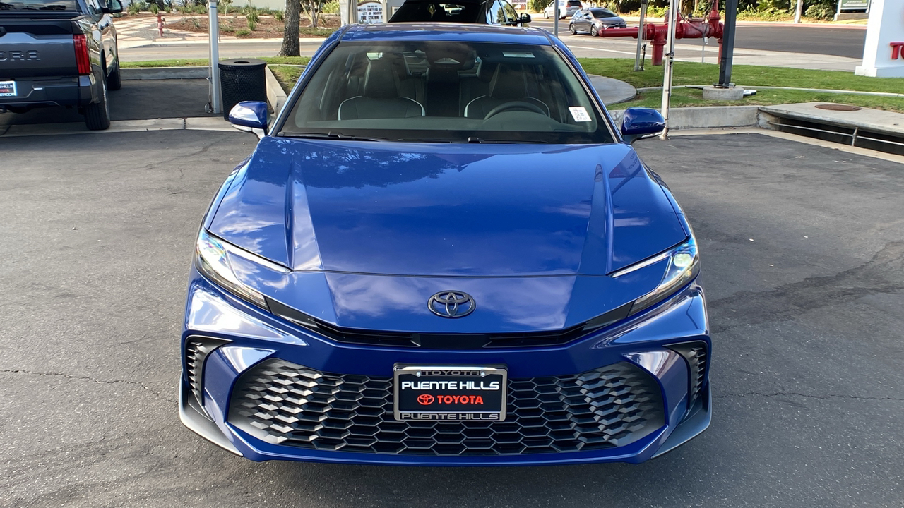 2025 Toyota Camry  8