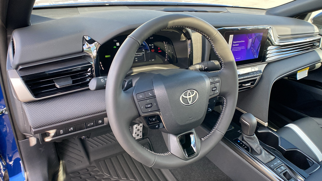 2025 Toyota Camry  16