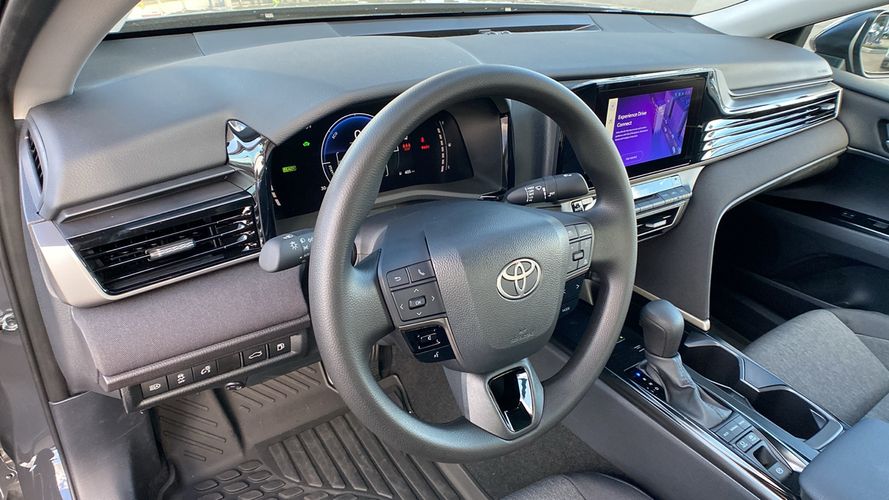 2025 Toyota Camry  16