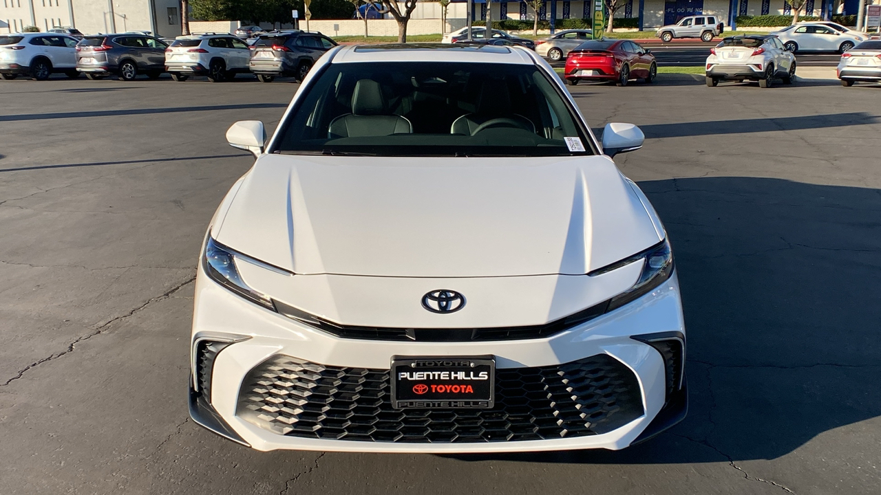 2025 Toyota Camry  8