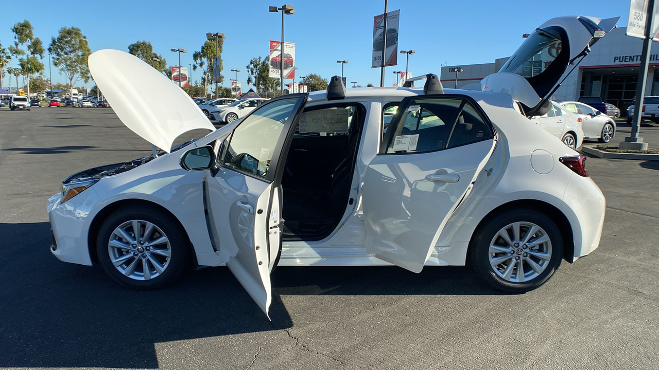 2025 TOYOTA Corolla Hatchback SE 11