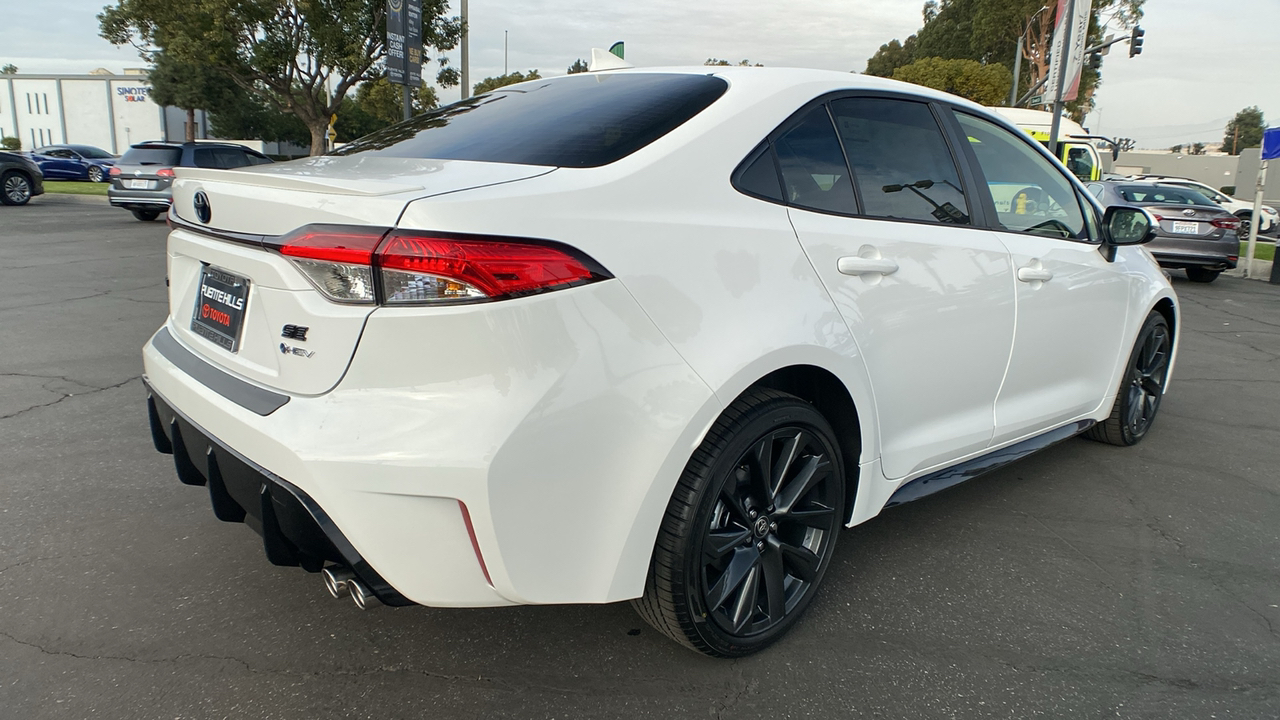 2025 TOYOTA Corolla Hybrid SE 3