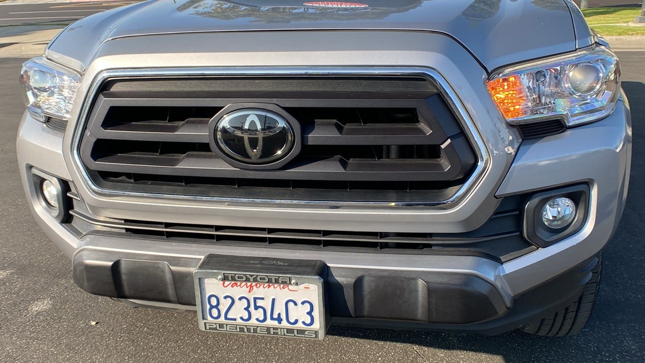 2021 Toyota Tacoma SR5 32