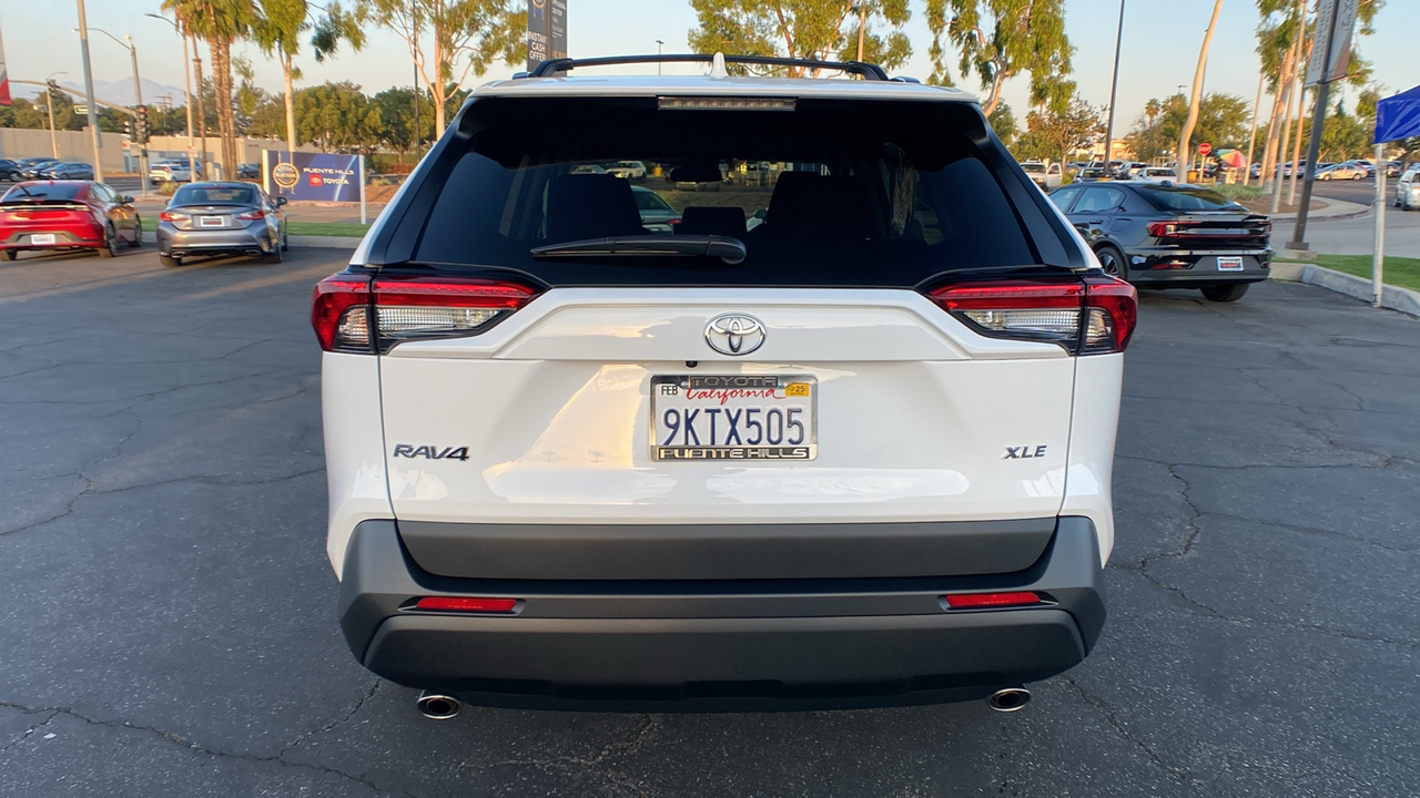 2024 Toyota RAV4 XLE 4