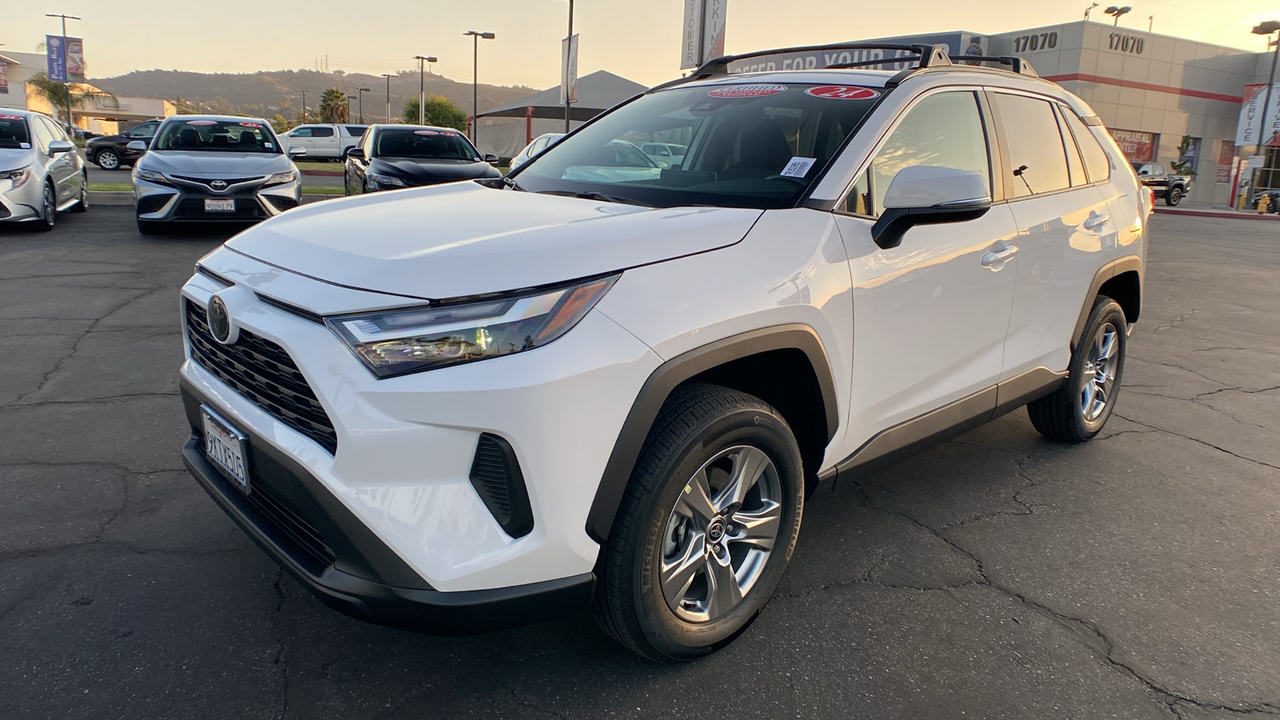 2024 Toyota RAV4 XLE 7