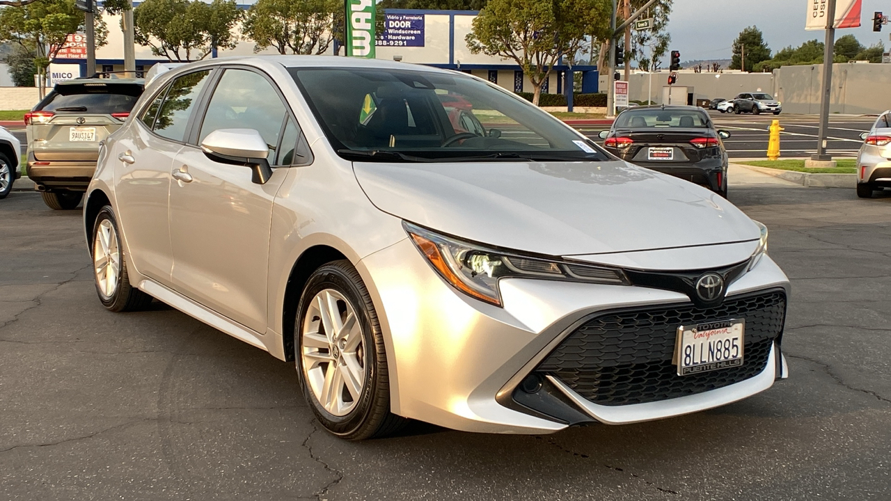 2019 Toyota Corolla Hatchback SE 1