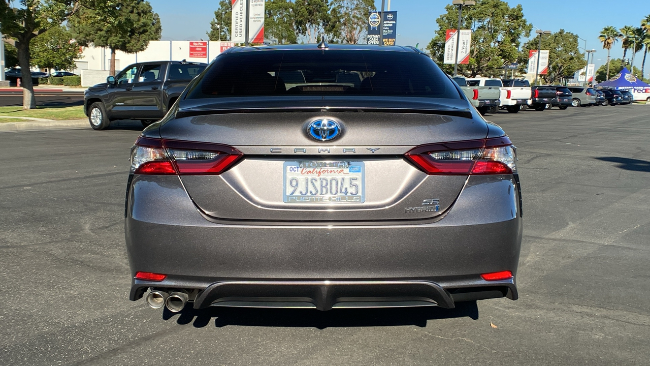 2024 Toyota Camry Hybrid SE 4