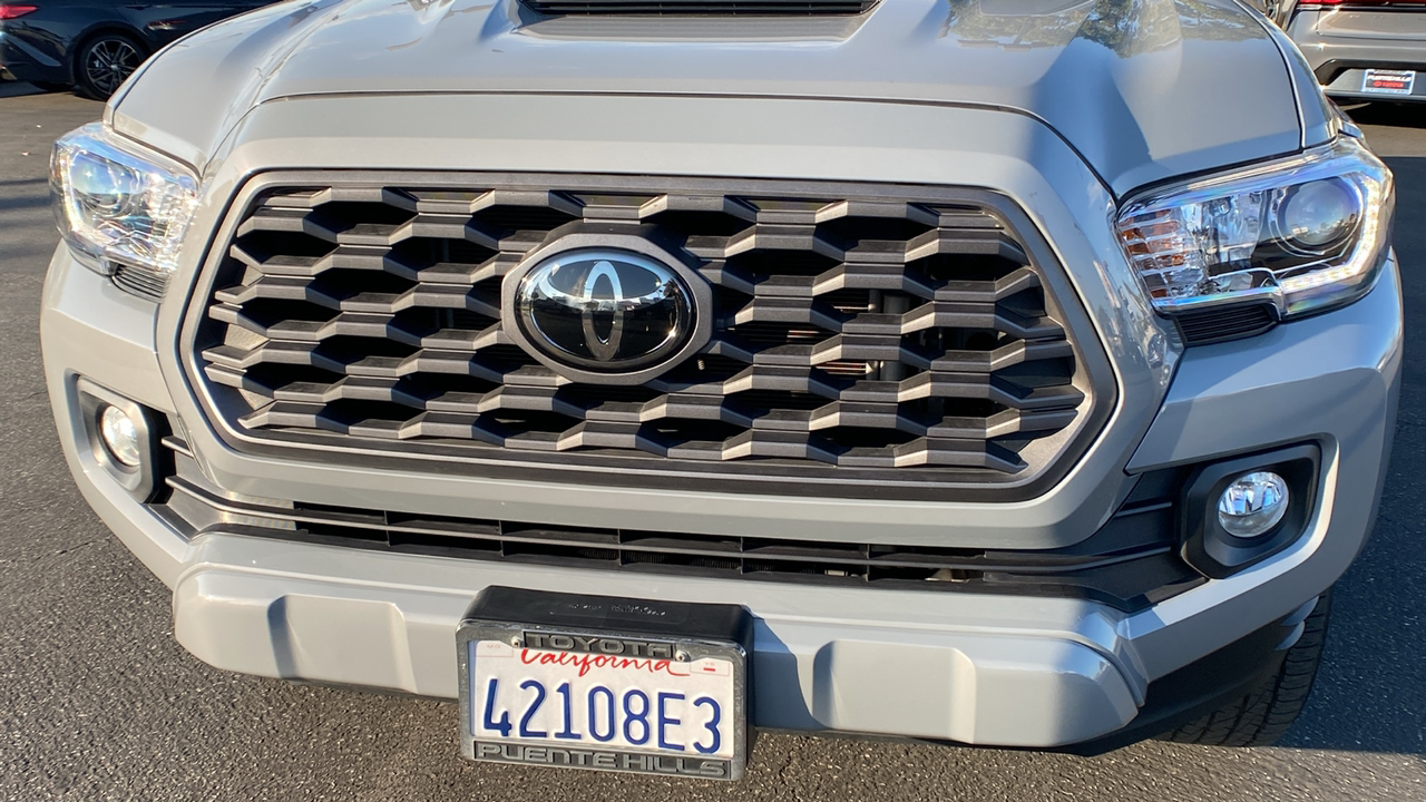 2021 Toyota Tacoma TRD Sport 32