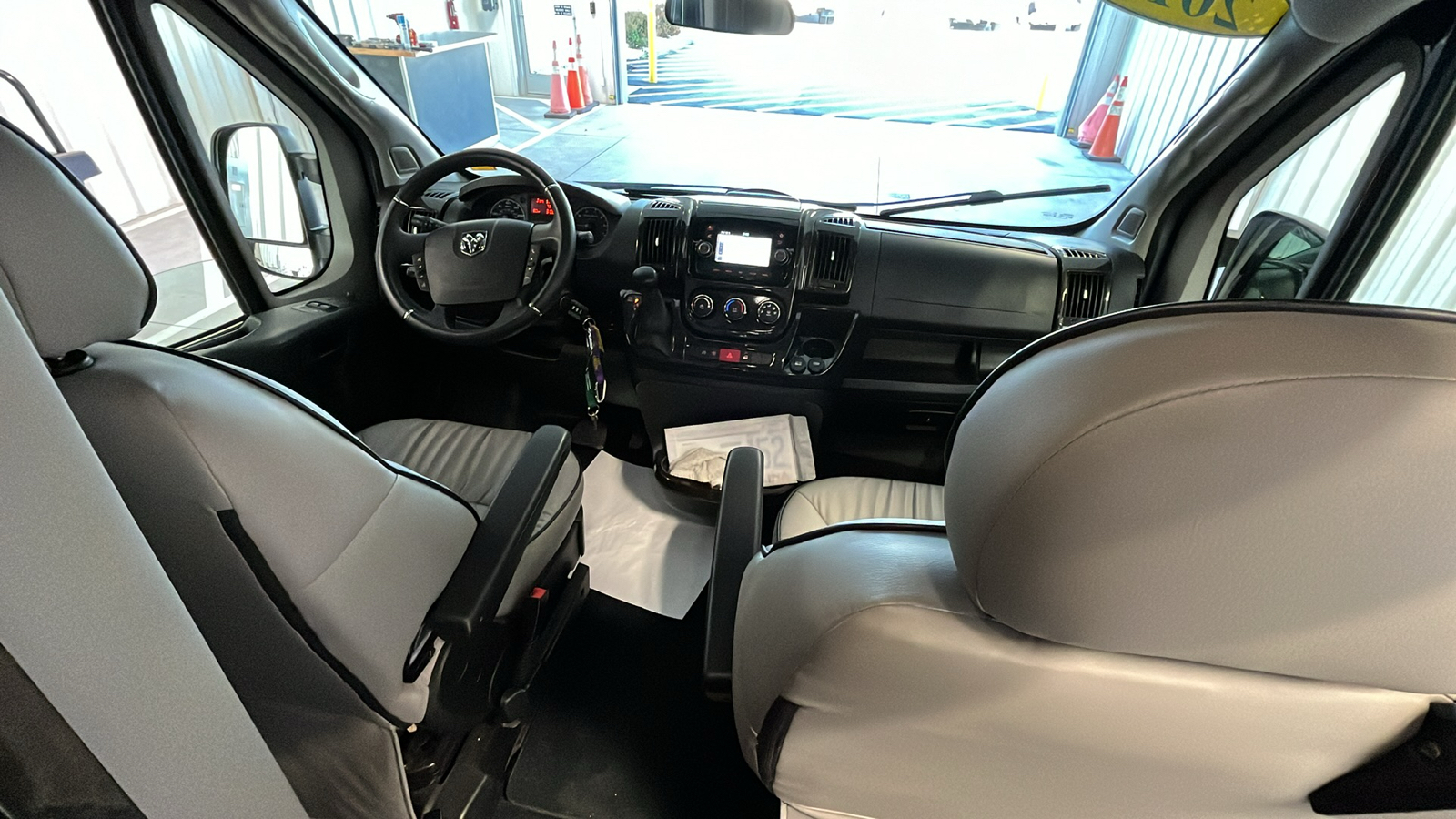 2018 Ram ProMaster Cargo Van  17