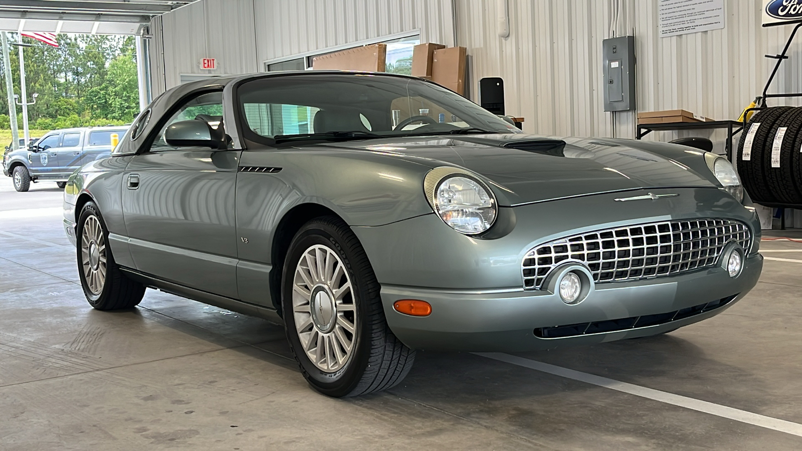 2004 Ford Thunderbird Pacific Coast Roadster 1
