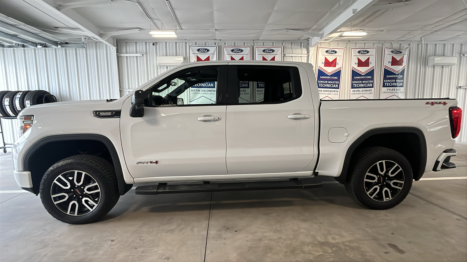 2020 GMC Sierra 1500 AT4 4