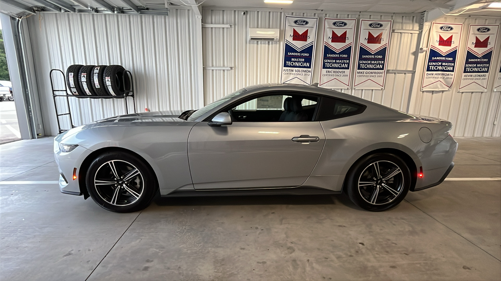 2024 Ford Mustang EcoBoost 4