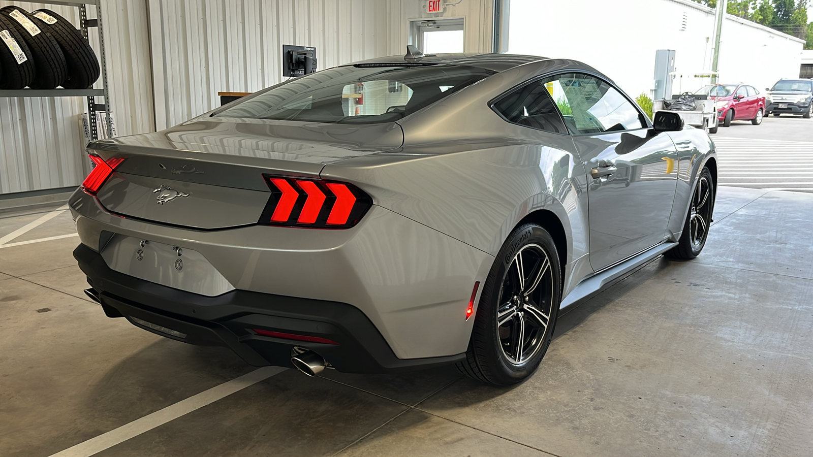 2024 Ford Mustang EcoBoost 21