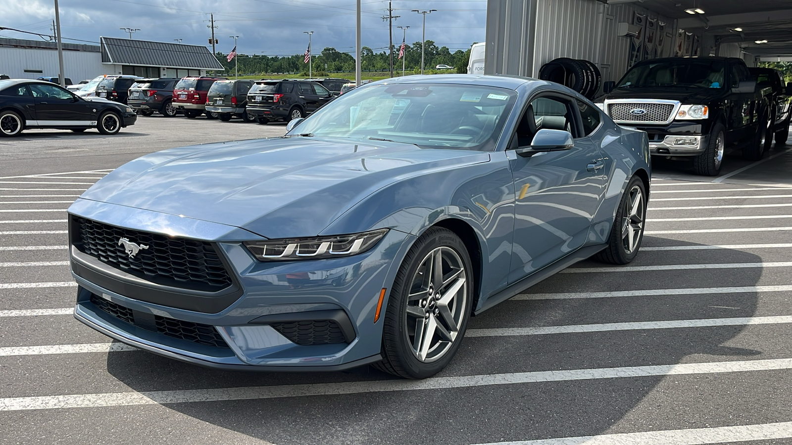 2024 Ford Mustang EcoBoost Premium 3