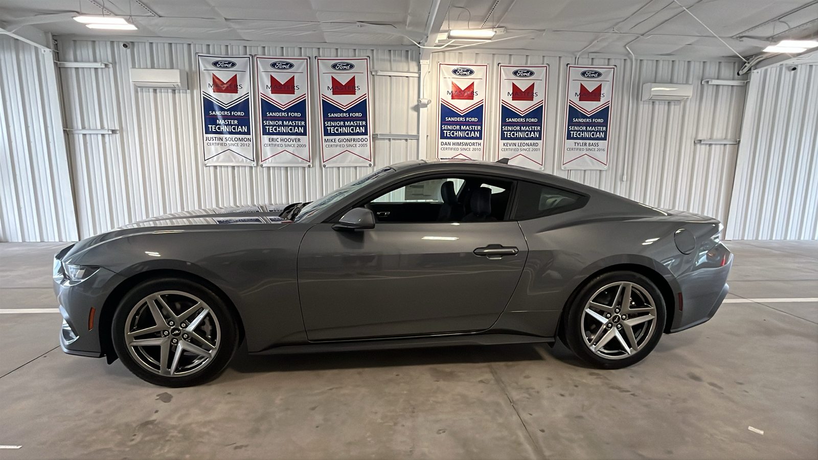 2024 Ford Mustang EcoBoost 4