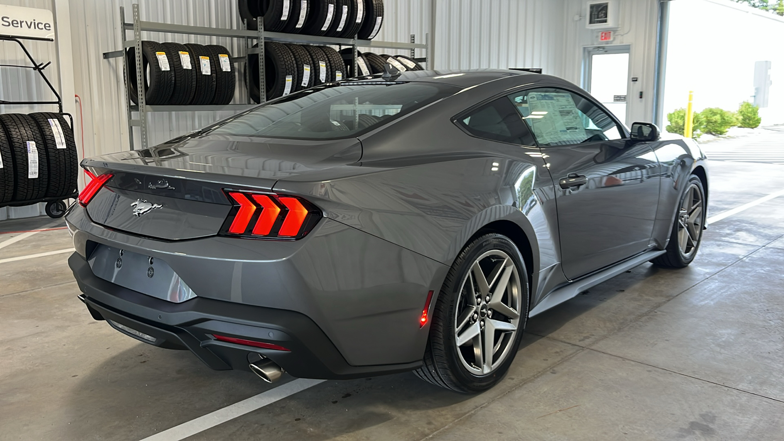 2024 Ford Mustang EcoBoost 21