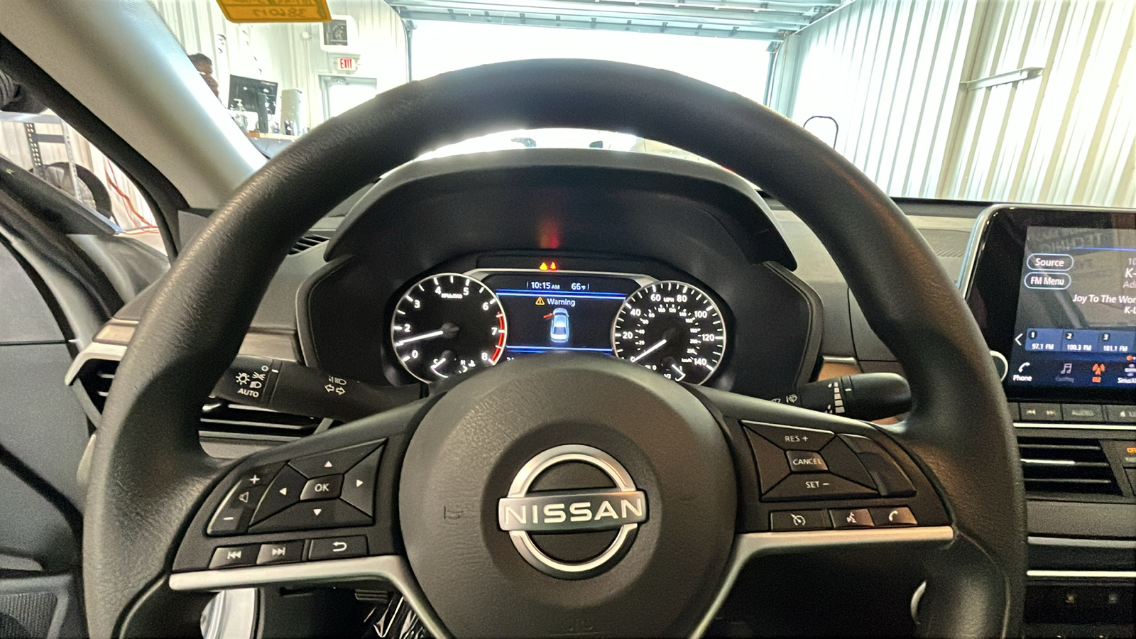 2023 Nissan Altima 2.5 SV 13