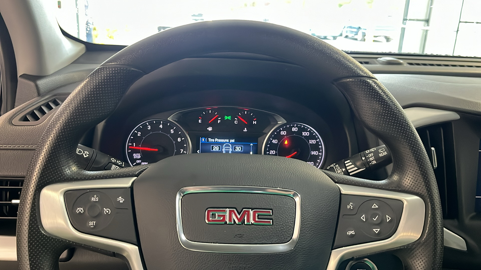 2024 GMC Terrain SLE 12