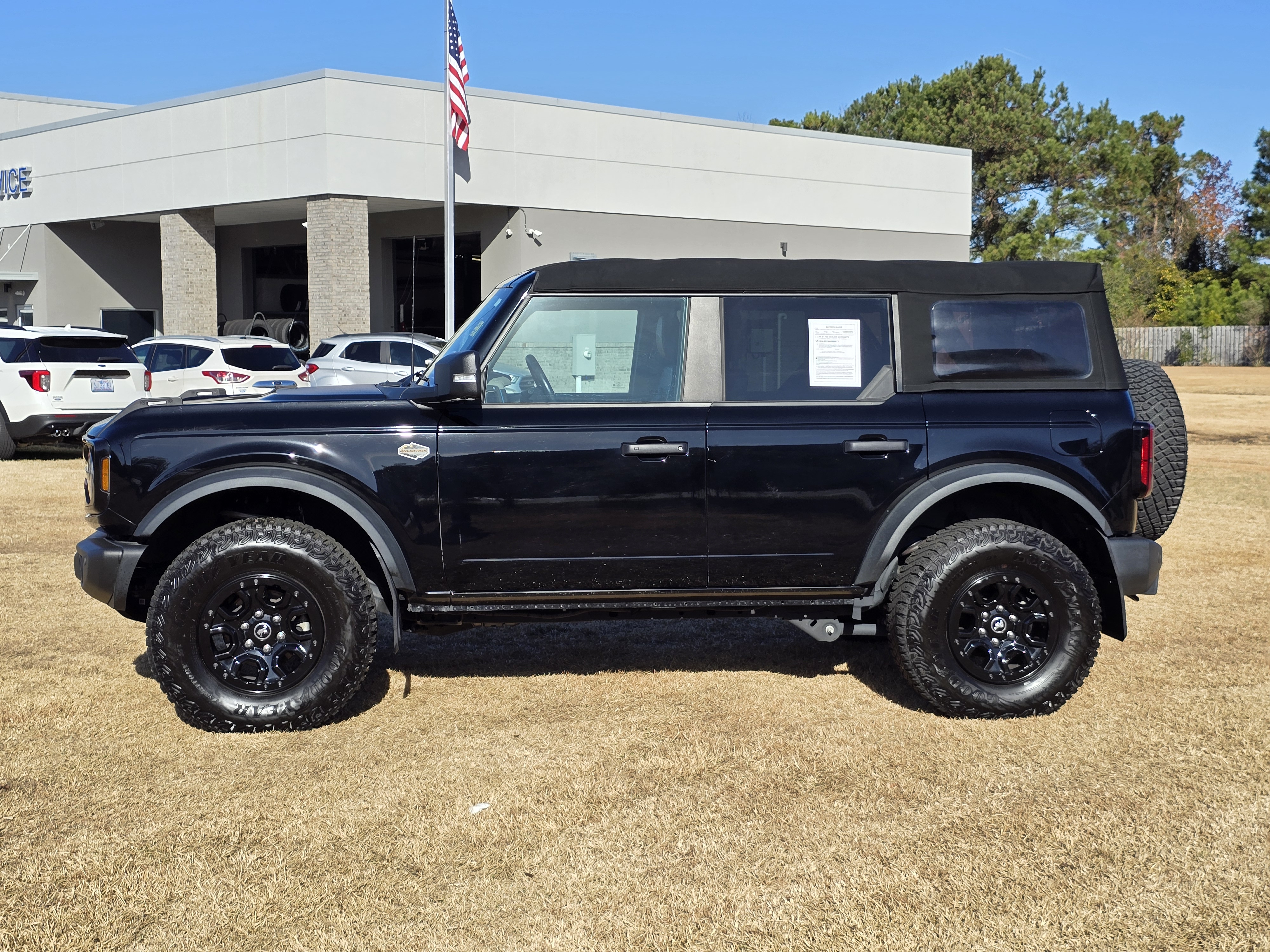 2023 Ford Bronco  4