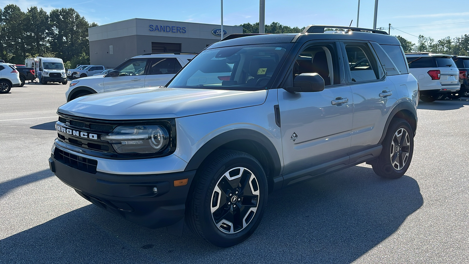 2021 Ford Bronco Sport Outer Banks 3