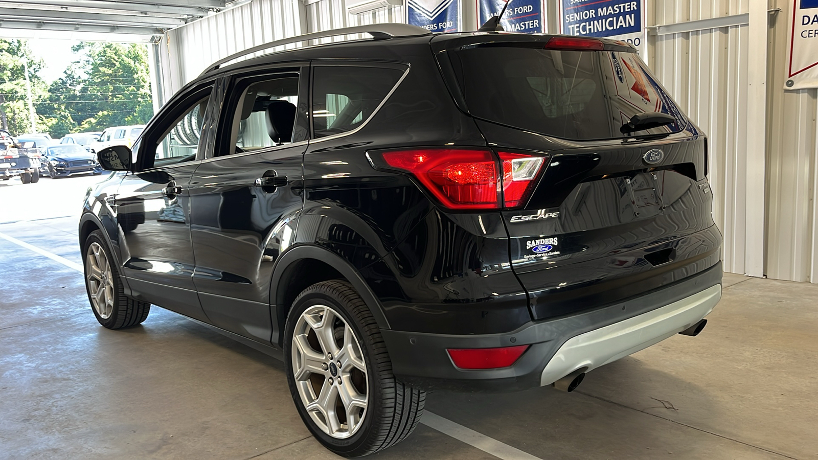 2019 Ford Escape Titanium 22