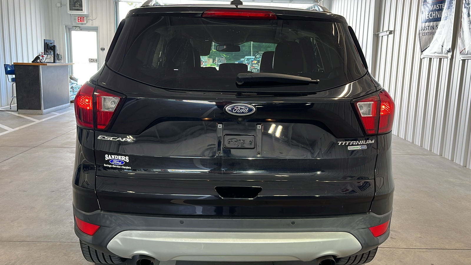 2019 Ford Escape Titanium 23