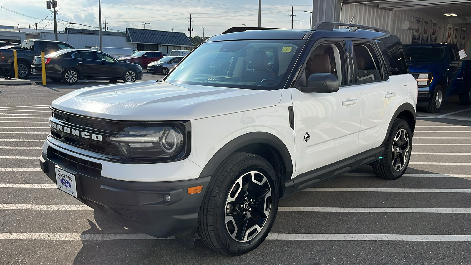 2021 Ford Bronco Sport Outer Banks 3