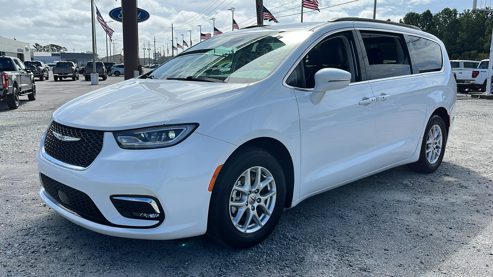 2022 Chrysler Pacifica Touring L 3